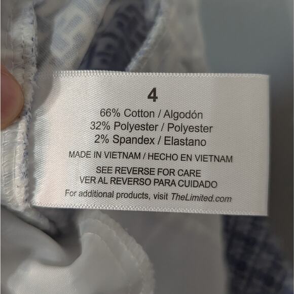 The Limited Blue & White Patterned Flat Front Preppy Chino Shorts Size 4 - Picture 6 of 8